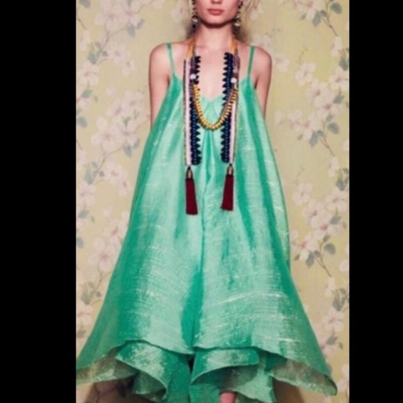 green emerald velvet dress Paris Georgia Green Audrey Sequined Midi Dress main image 1